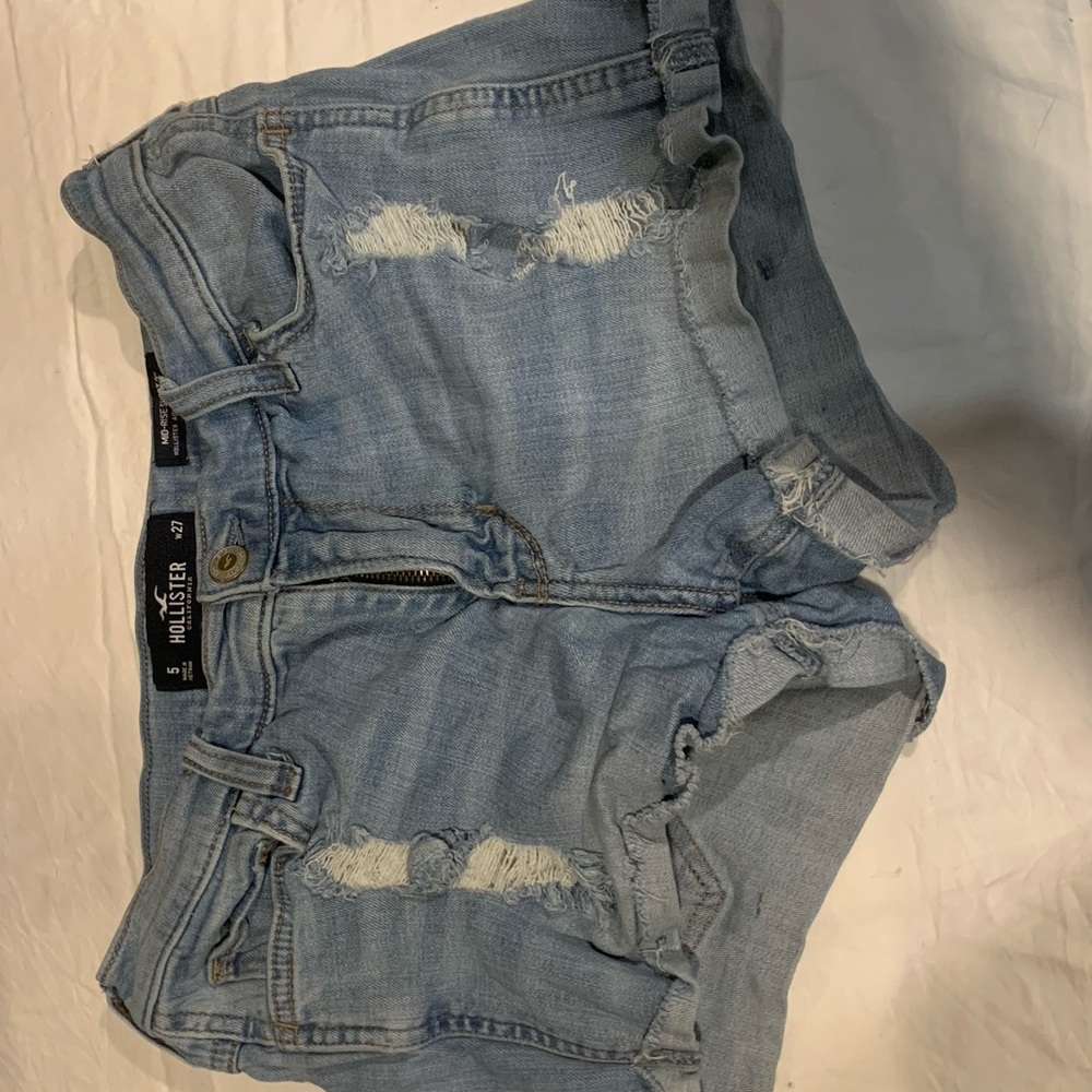 Hollister mid-rise distressed shorts
